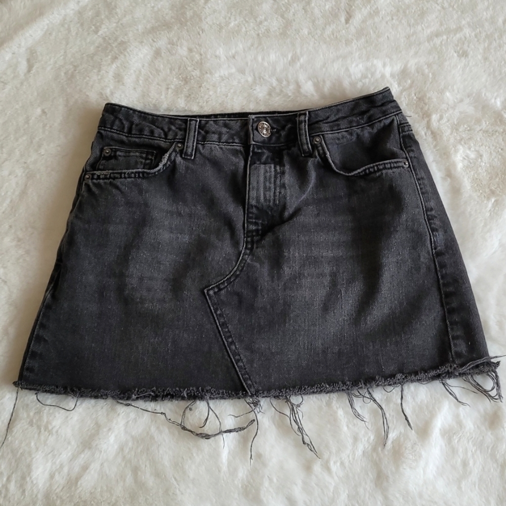 BDG Urban Outfitters Gray Black Distressed Hem Denim Y2K Mini Skirt